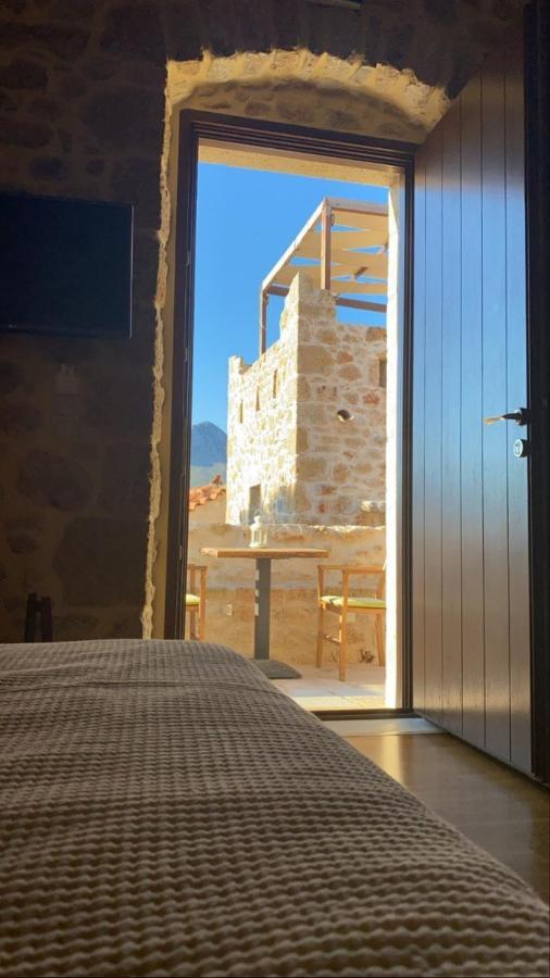 Vetilios Lithos Boutique Hotel Néon Oítilon Zewnętrze zdjęcie