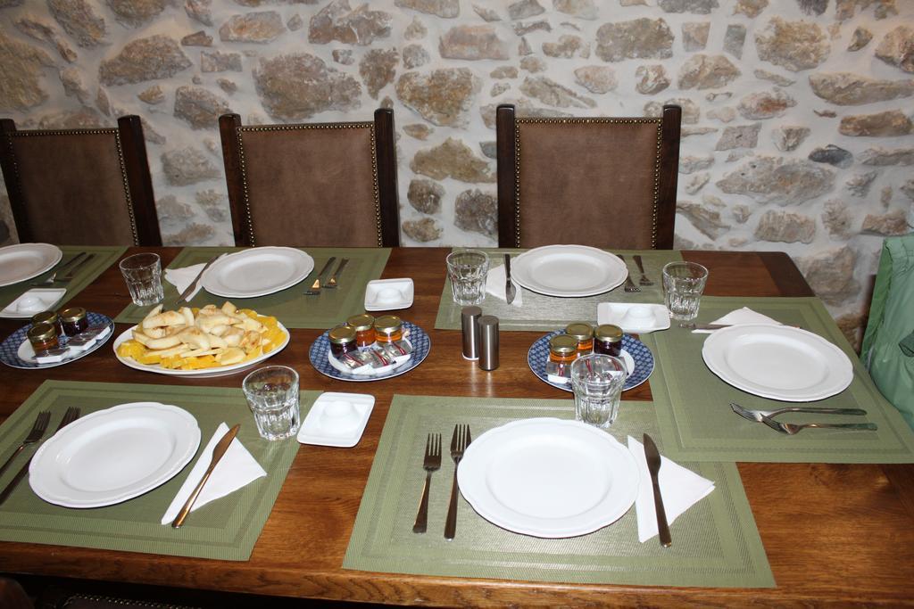 Vetilios Lithos Boutique Hotel Néon Oítilon Zewnętrze zdjęcie