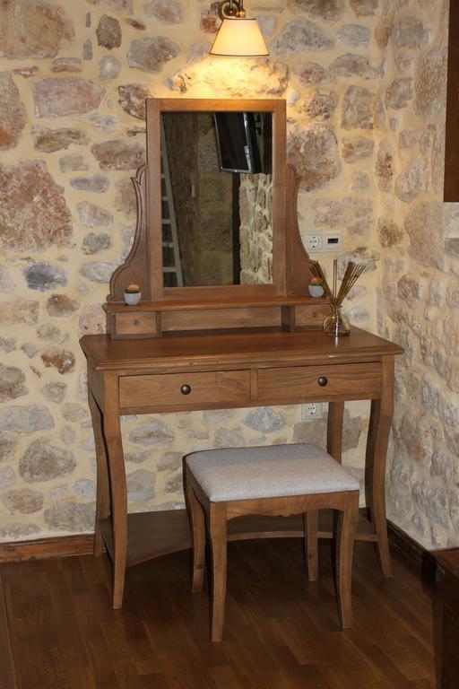 Vetilios Lithos Boutique Hotel Néon Oítilon Zewnętrze zdjęcie